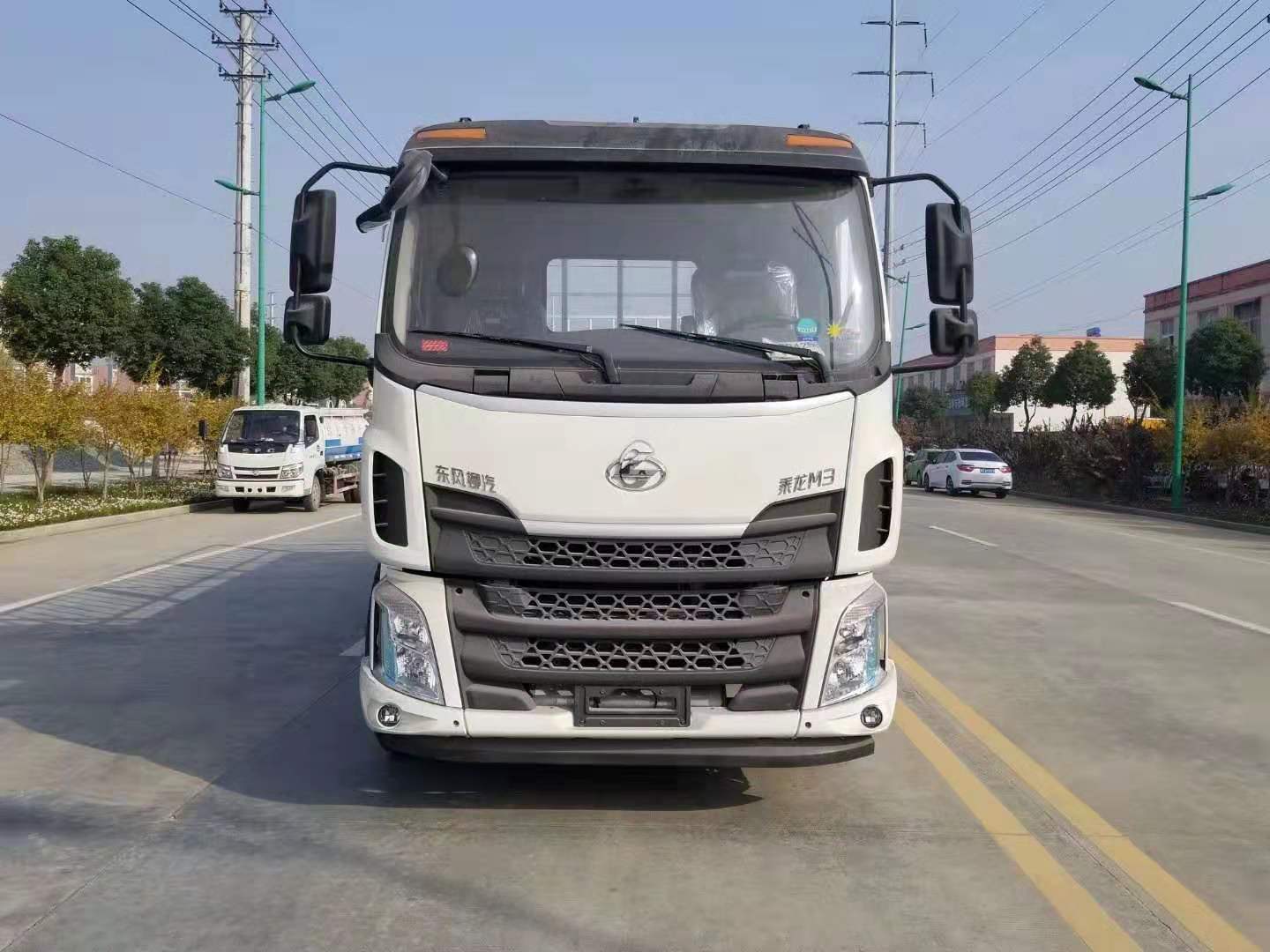 柳汽乘龍6.8米貨廂氣瓶運輸車 柳汽乘龍6.8米貨廂氣瓶運輸車