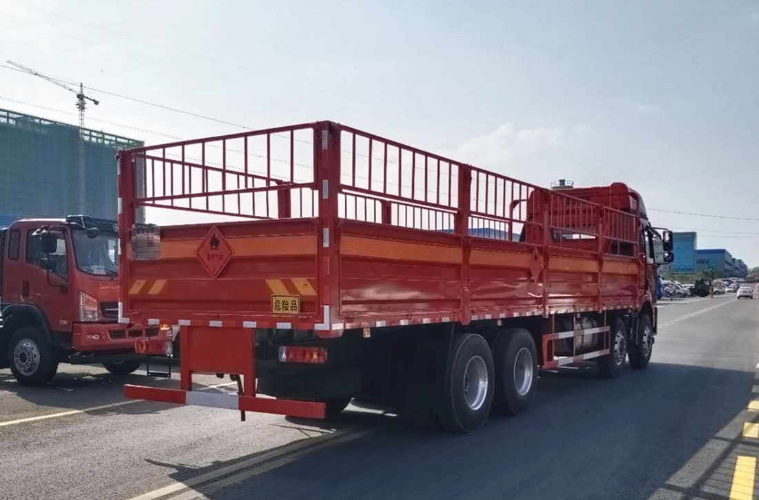 解放9.3米氣瓶運輸車 解放9.3米氣瓶運輸車