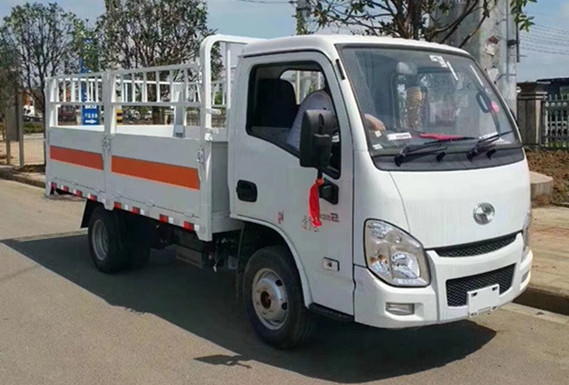 國六躍進(jìn)3.3米氣瓶運(yùn)輸車 國六躍進(jìn)3.3米氣瓶運(yùn)輸車