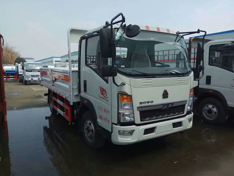 重汽豪沃4.1米(藍牌)氣瓶車 重汽豪沃4.1米(藍牌)氣瓶車