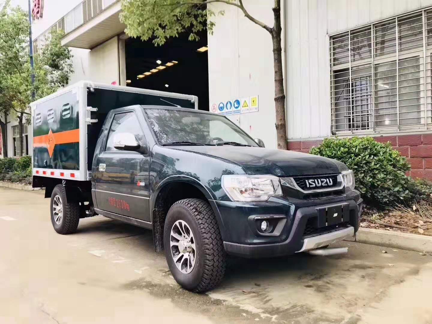 五十鈴四驅(qū)皮卡民爆器材車 五十鈴四驅(qū)皮卡民爆器材車