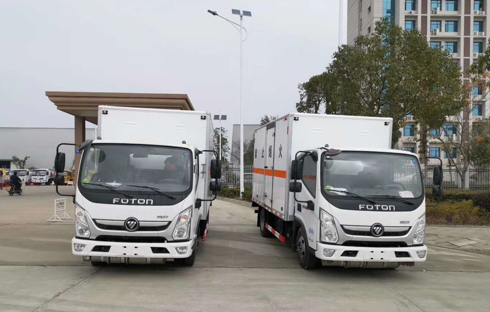 福田奧鈴4.2米危險品廂式車 福田奧鈴4.2米危險品廂式車