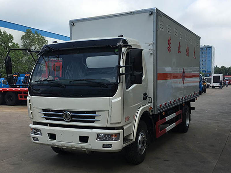 東風(fēng)5米1(6.6噸)爆破器材車 東風(fēng)5米1(6.6噸)爆破器材車