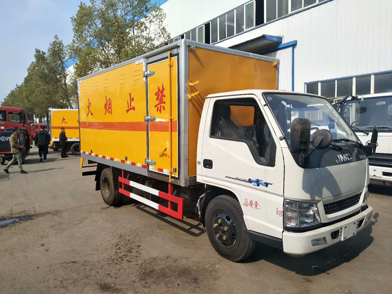 江鈴4.1米(藍牌)易燃固體廂式車 江鈴4.1米(藍牌)易燃固體廂式車