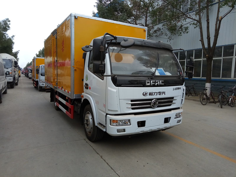 多利卡5.1米(6.7噸)毒性感染性廂式車 多利卡5.1米(6.7噸)毒性感染性廂式車