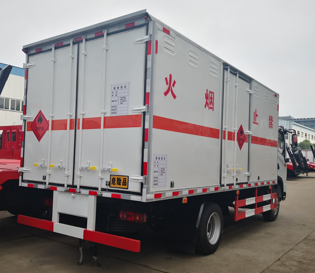 東風(fēng)T3易燃液體廂式運(yùn)輸車 東風(fēng)T3易燃液體廂式運(yùn)輸車