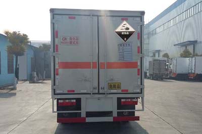 多利卡4.1米(藍(lán)牌)腐蝕品廂式車 多利卡4.1米(藍(lán)牌)腐蝕品廂式車