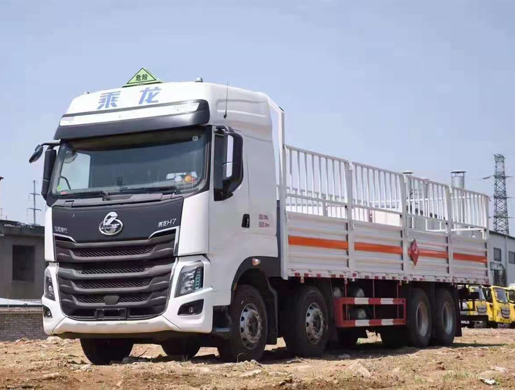 柳汽乘龍四軸9.6米貨廂氣瓶運輸車 柳汽乘龍四軸9.6米貨廂氣瓶運輸車