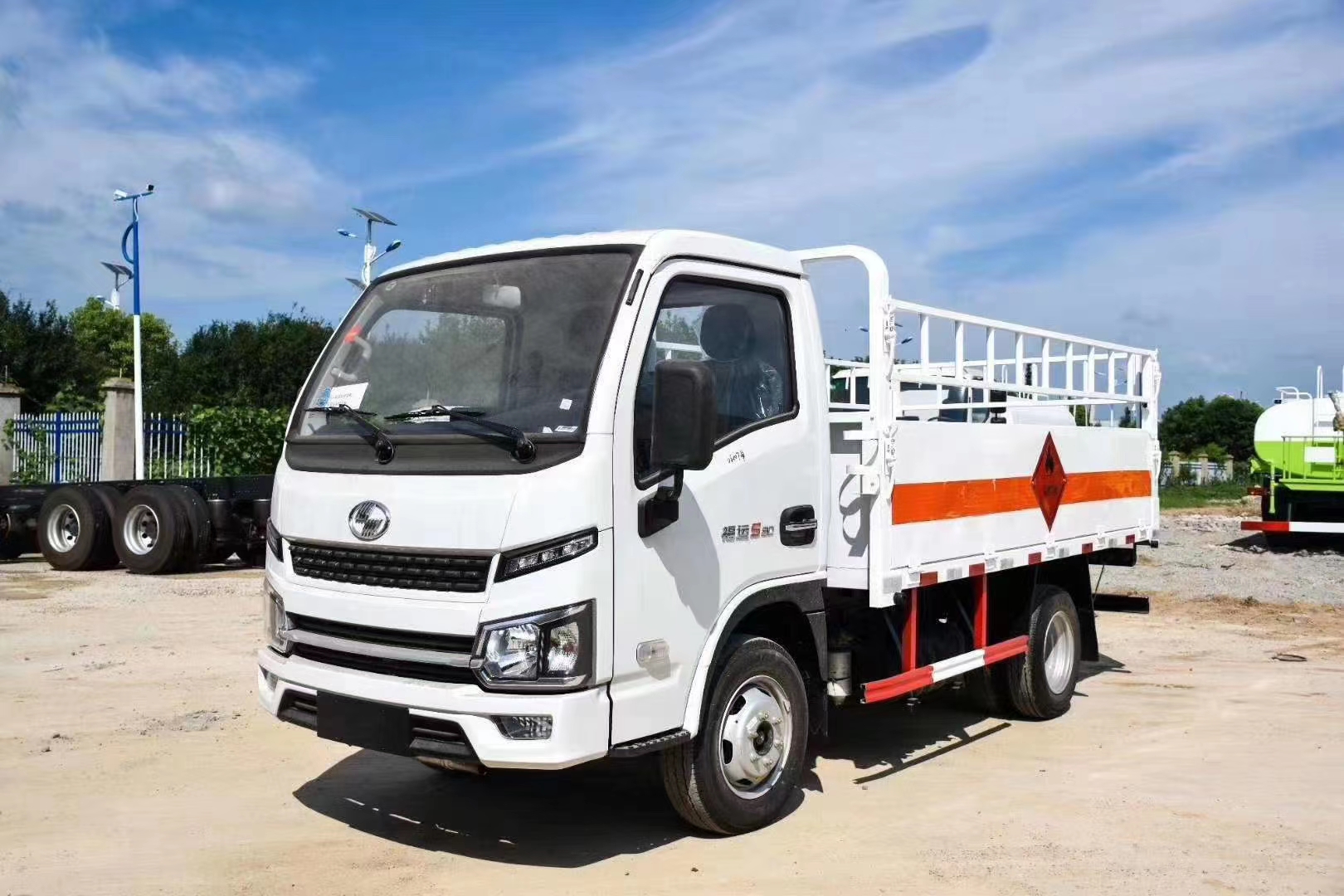 躍進國六柴油氣瓶運輸車 躍進國六柴油氣瓶運輸車