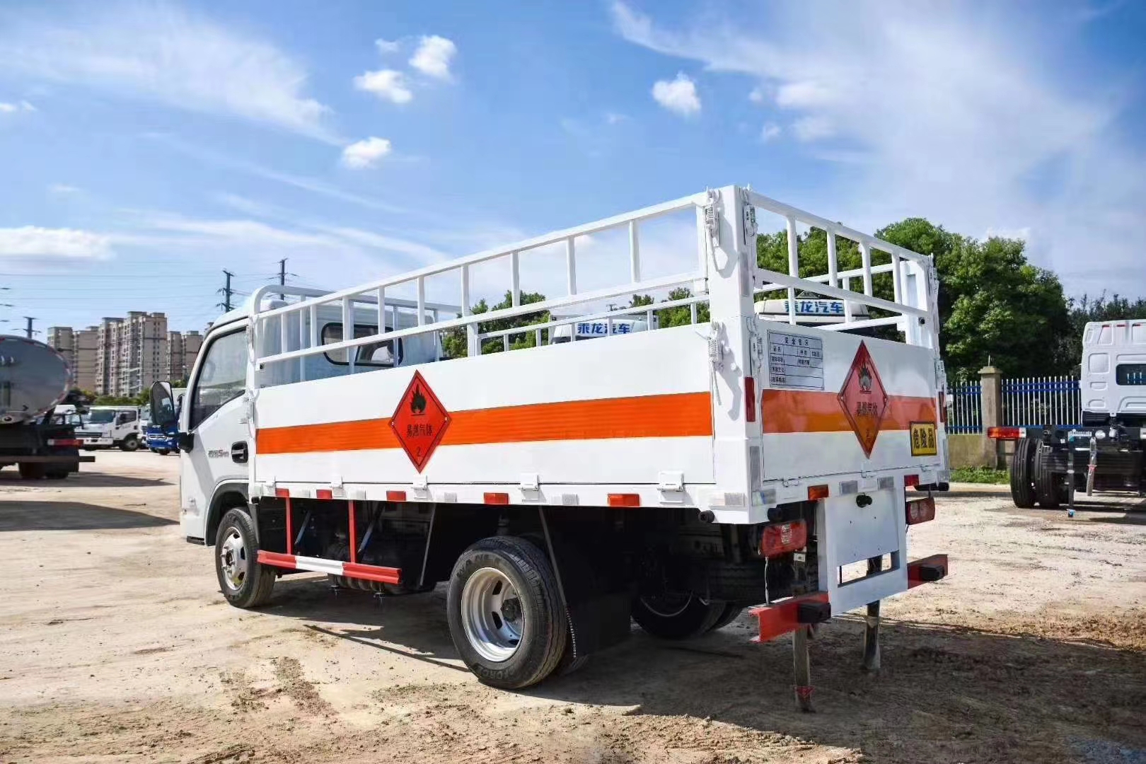 躍進國六柴油氣瓶運輸車 躍進國六柴油氣瓶運輸車