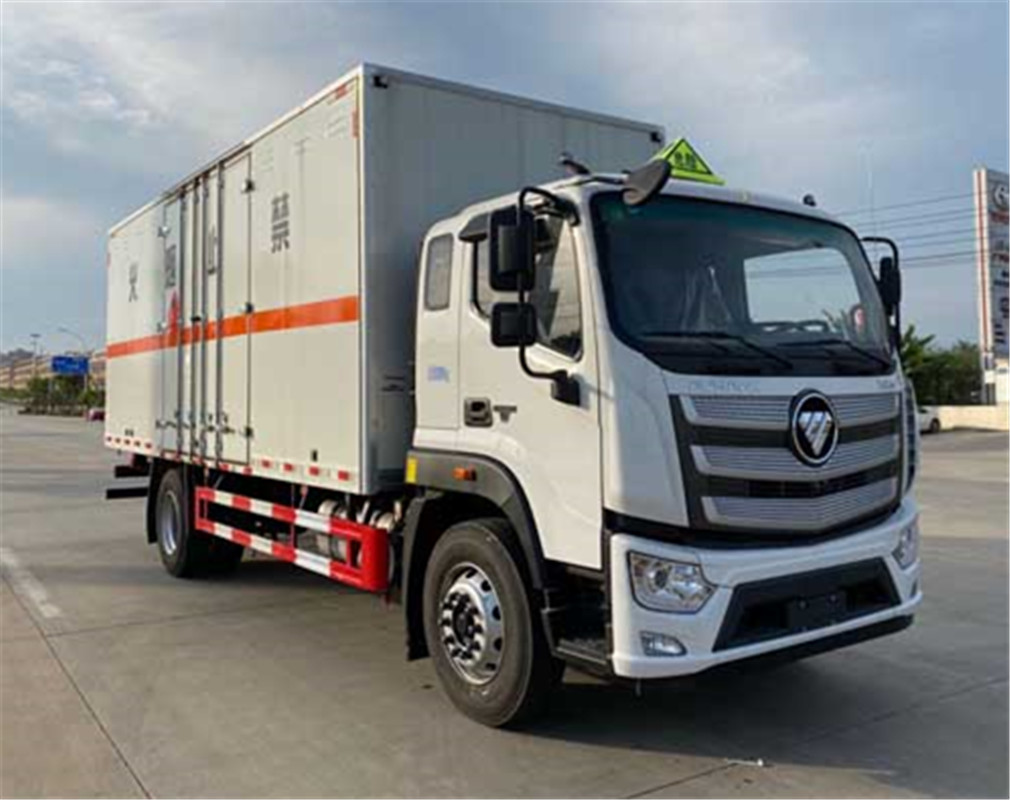福田歐航6.8米雜項危險品廂式運輸車 福田歐航6.8米雜項危險品廂式運輸車