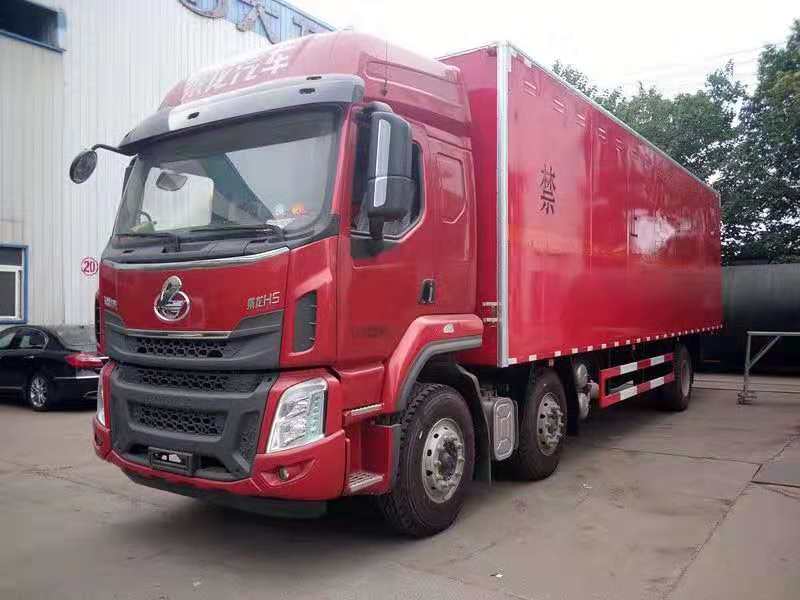 柳汽9.55米雜項危廢運輸車 柳汽9.55米雜項危廢運輸車