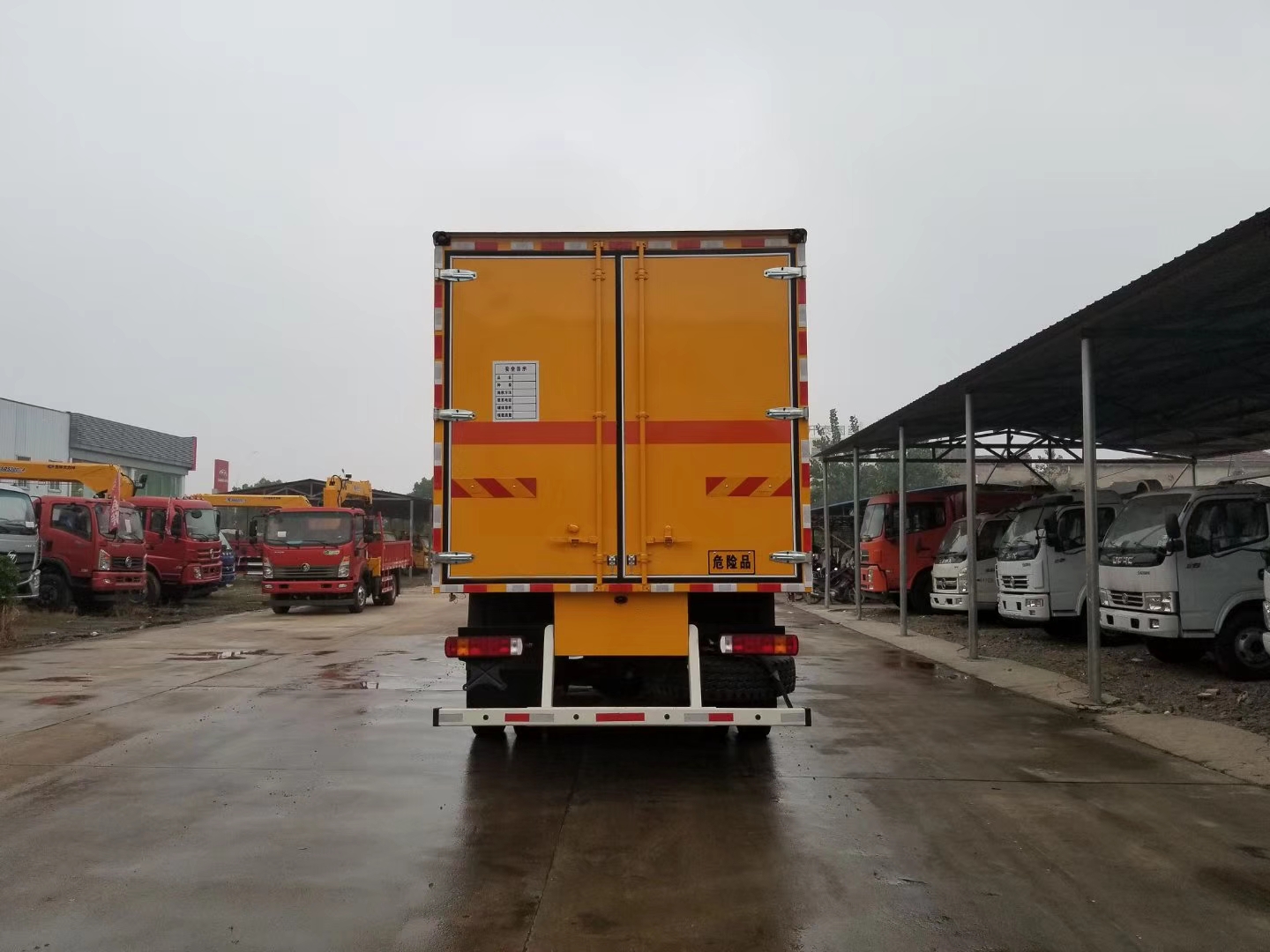 福田歐曼7.75米雜項廂式運輸車 福田歐曼7.75米雜項廂式運輸車