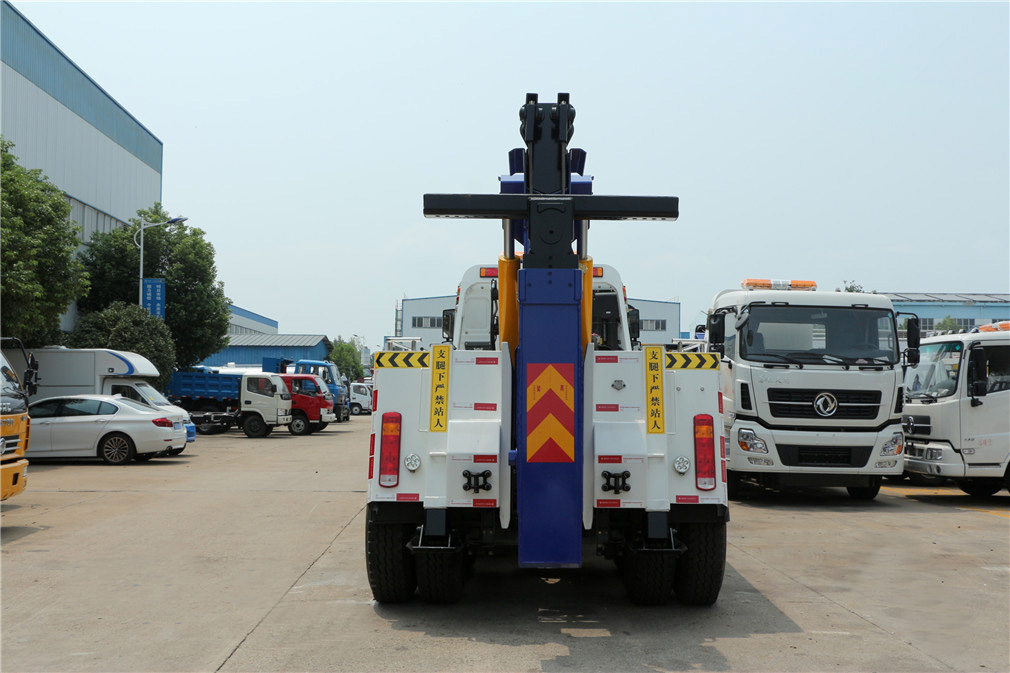 重汽豪沃前四后八一托一清障車 重汽豪沃前四后八一托一清障車