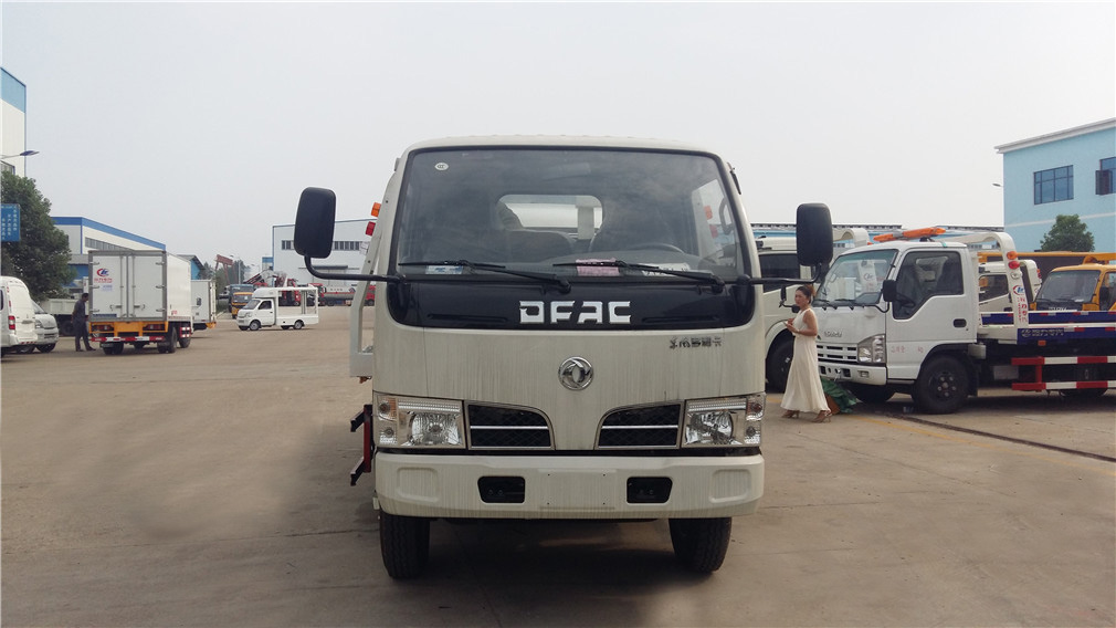 東風(fēng)多利卡藍(lán)牌一拖二清障車 東風(fēng)多利卡藍(lán)牌一拖二清障車