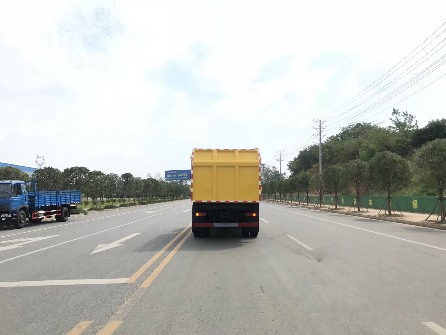 國六·東風天錦15方對接垃圾車 國六·東風天錦15方對接垃圾車