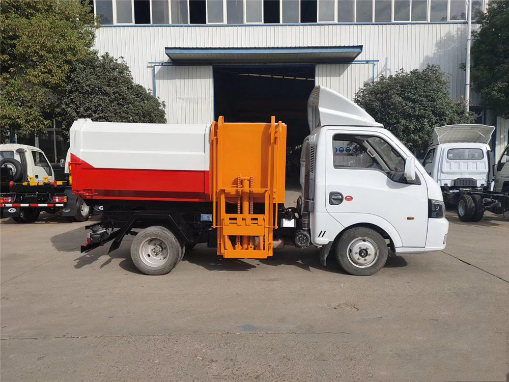 國六3-4方 藍牌東風(fēng)途逸 掛桶垃圾車 國六3-4方 藍牌東風(fēng)途逸 掛桶垃圾車