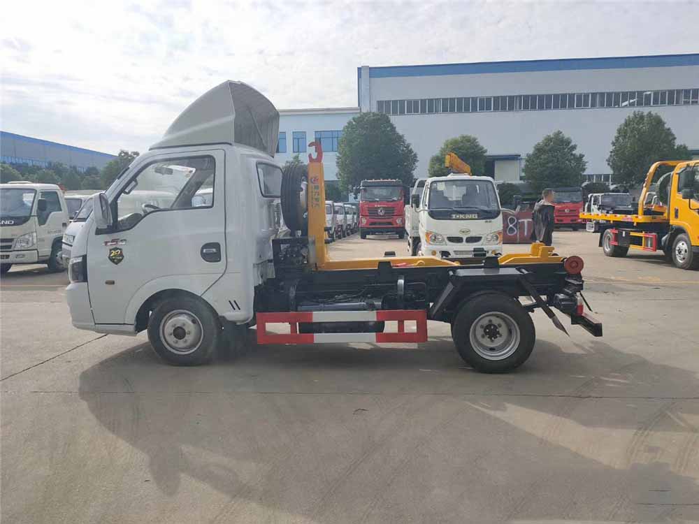 國六3-4方 藍牌東風途逸 勾臂垃圾車 國六3-4方 藍牌東風途逸 勾臂垃圾車