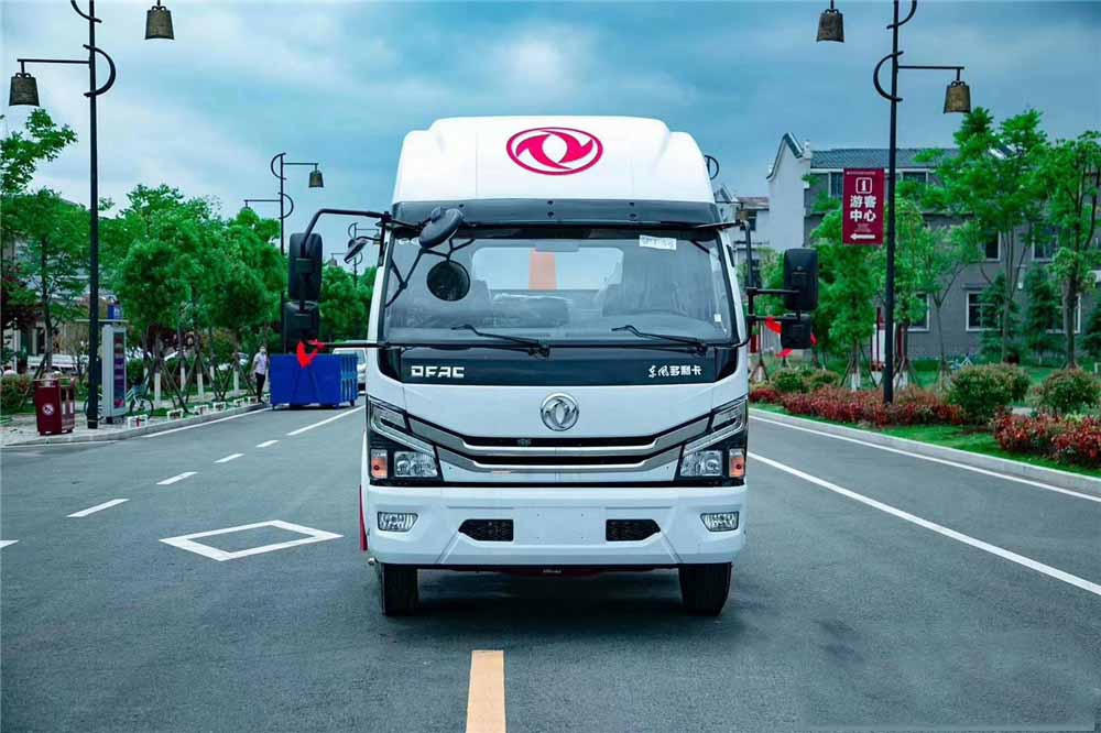 國六7-8方東風D7 勾臂垃圾車 國六7-8方東風D7 勾臂垃圾車