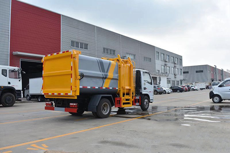 國(guó)六7方 藍(lán)牌東風(fēng)D6 側(cè)裝壓縮垃圾車 國(guó)六7方 藍(lán)牌東風(fēng)D6 側(cè)裝壓縮垃圾車