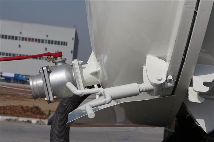 東風15316方吸污車 東風15316方吸污車