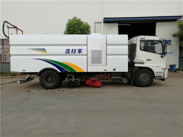 東風天錦7水9塵洗掃車 東風天錦7水9塵洗掃車