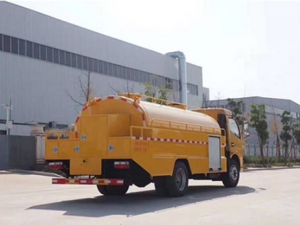 國六東風(fēng)凱普特8方高壓清洗車