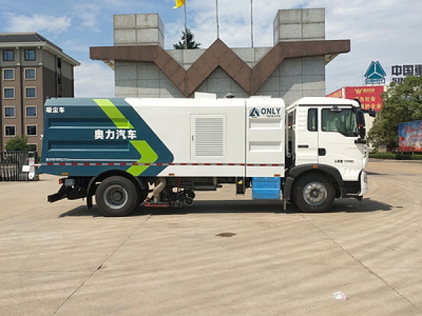 重汽16方吸塵車(chē) 重汽16方吸塵車(chē)