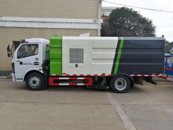 東風凱普特國六8方洗掃車