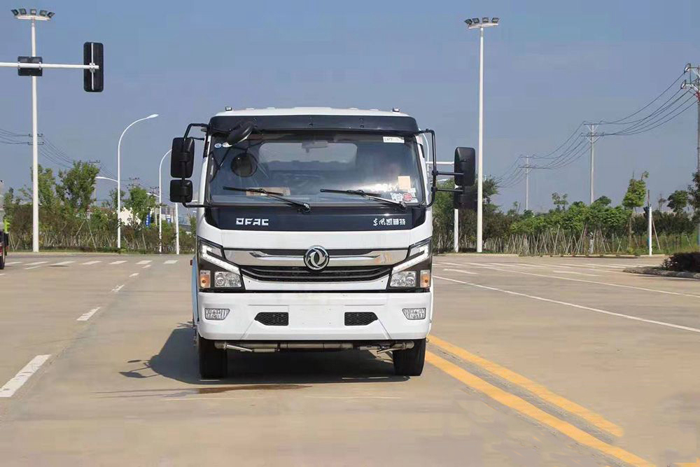 國六8方東風(fēng)D7 霧炮車30米 國六8方東風(fēng)D7 霧炮車30米