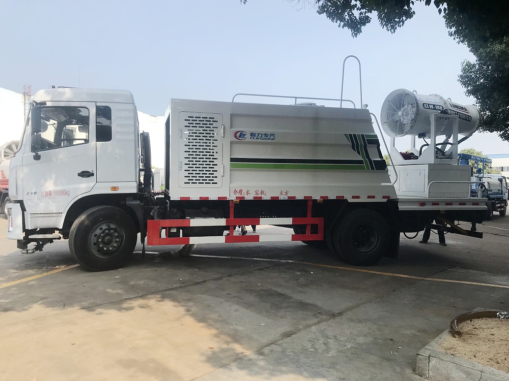 東風(fēng)專底噴霧霧炮車國(guó)六10立方/50-100米霧炮 東風(fēng)專底噴霧霧炮車國(guó)六10立方/50-100米霧炮