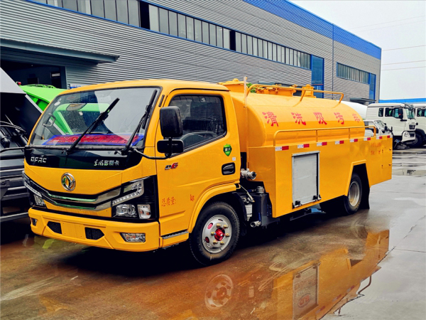 小多利卡清洗吸糞車 小多利卡清洗吸糞車