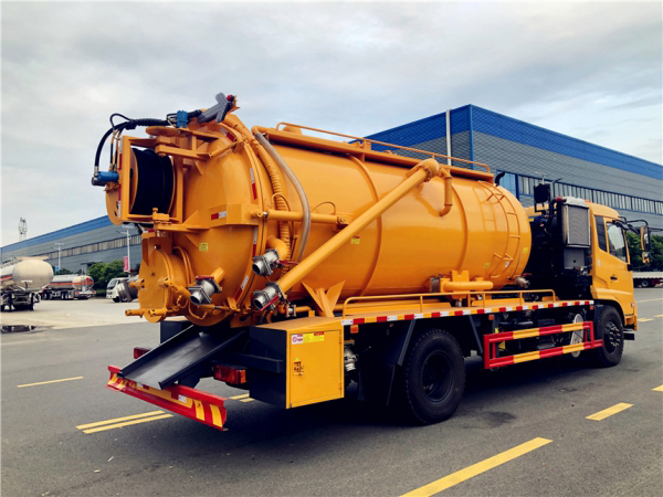 天錦帶副發(fā)市政搶修車 天錦帶副發(fā)市政搶修車