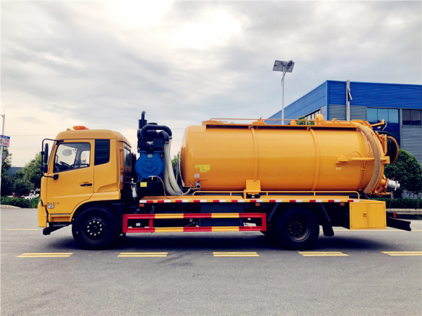 天錦帶副發(fā)市政搶修車 天錦帶副發(fā)市政搶修車