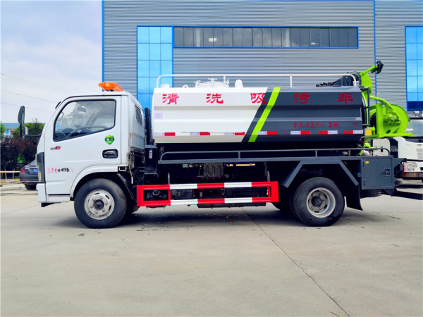 東風多利卡4和2清洗吸污車 東風多利卡4和2清洗吸污車