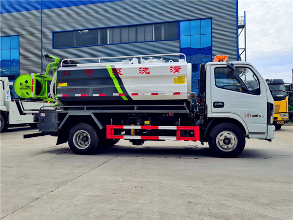 東風多利卡4和2清洗吸污車 東風多利卡4和2清洗吸污車