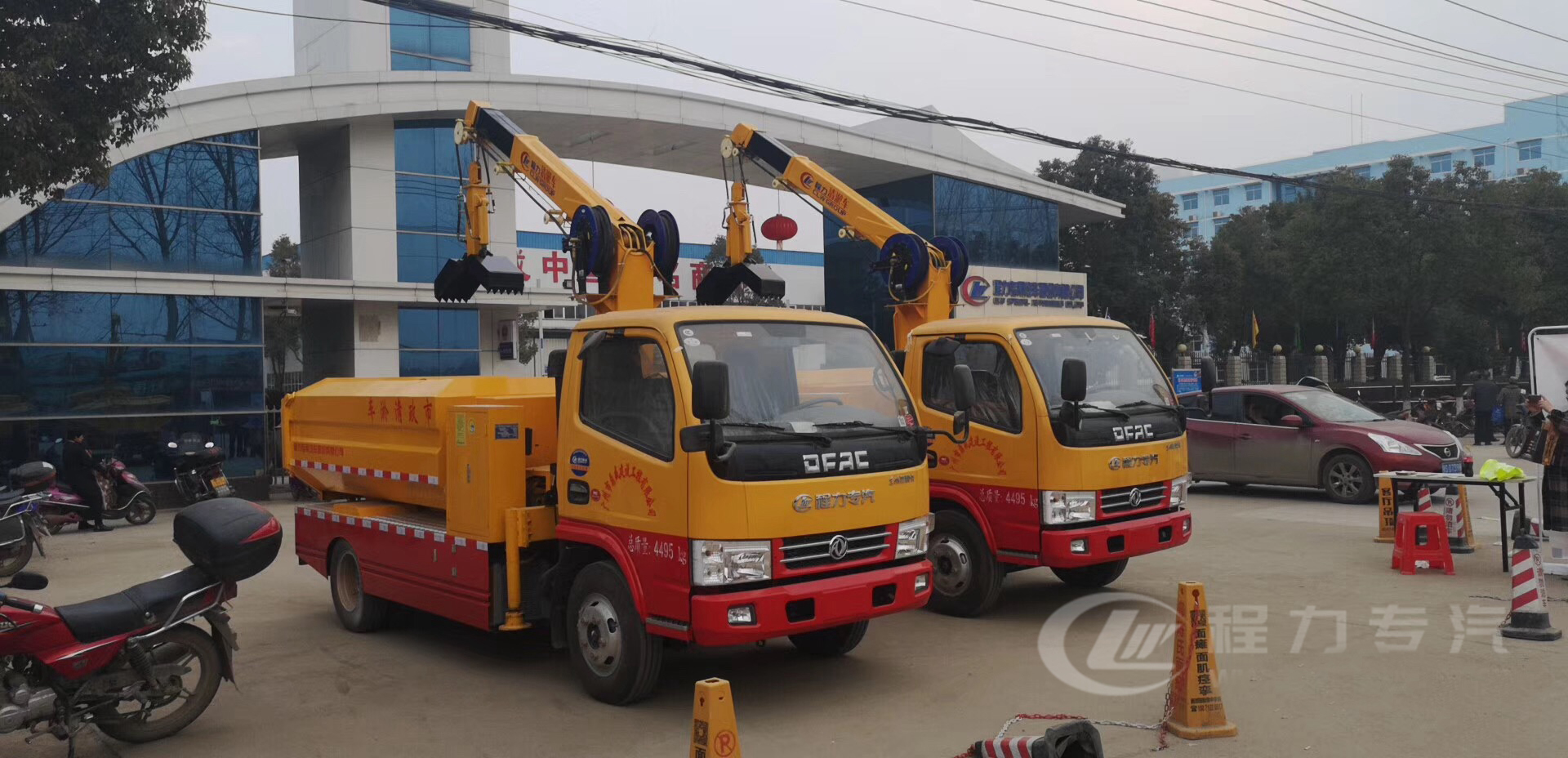 東風(fēng)單排清淤車藍(lán)牌 5方 東風(fēng)單排清淤車藍(lán)牌 5方