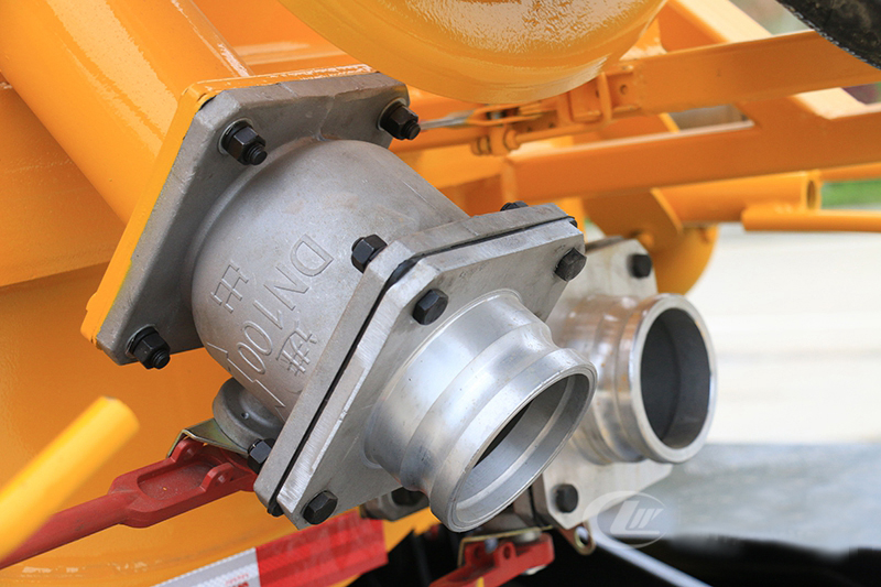 國六東風小多利卡 5方 清洗吸污車 國六東風小多利卡 5方 清洗吸污車