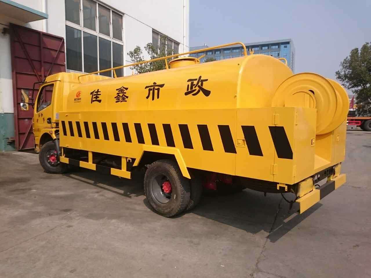 東風(fēng)大多利卡7立方高壓清洗車 東風(fēng)大多利卡7立方高壓清洗車