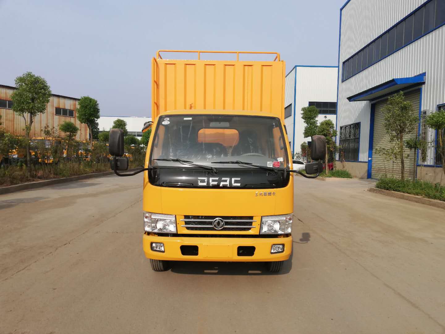 東風(fēng)翼展款污水處理車 東風(fēng)翼展款污水處理車