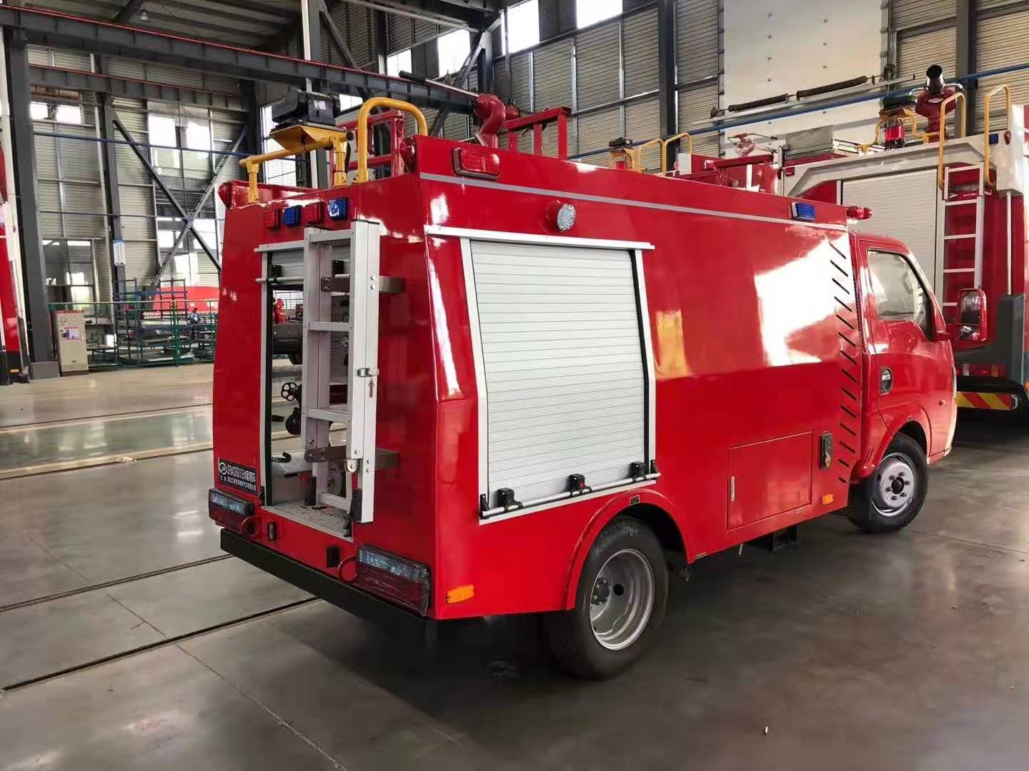 東風途逸1噸水罐消防車 東風途逸1噸水罐消防車