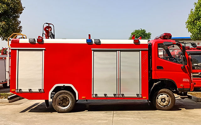 福田奧鈴四驅森林消防車 福田奧鈴四驅森林消防車