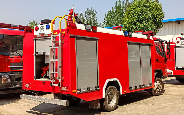 福田奧鈴四驅森林消防車 福田奧鈴四驅森林消防車