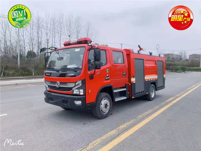 東風5噸水罐消防車 東風5噸水罐消防車