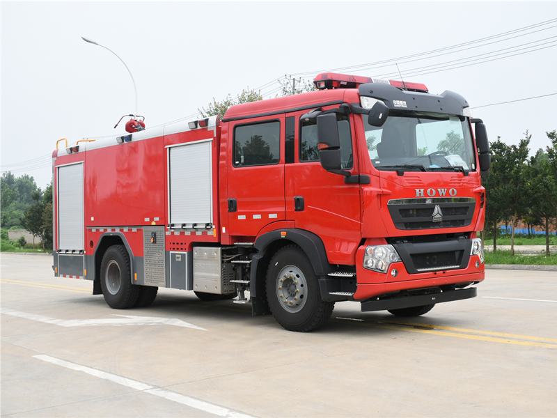 重汽豪沃8T水罐消防車 重汽豪沃8T水罐消防車