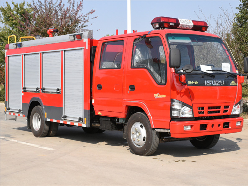 五十鈴2.5噸泡沫消防車 五十鈴2.5噸泡沫消防車