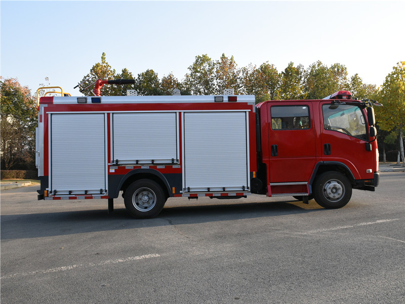 五十鈴4噸泡沫消防車 五十鈴4噸泡沫消防車